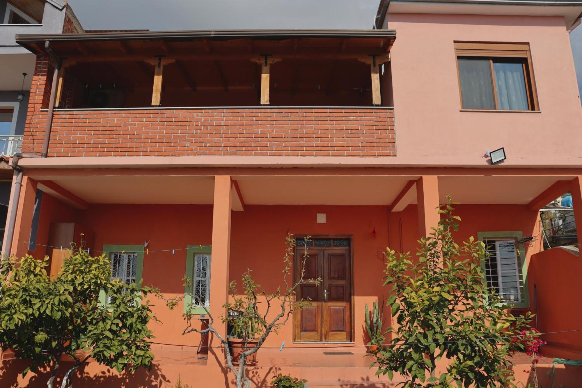 Vila 8 Krujë Esterno foto
